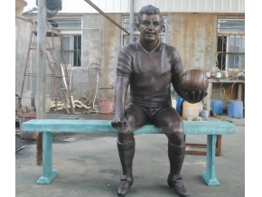 Bronzefootballerskulptur öffentliche Kunst